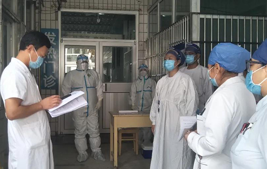 北京中医医院平谷医院开展关于发现急诊留观新冠可疑病例的应急演练